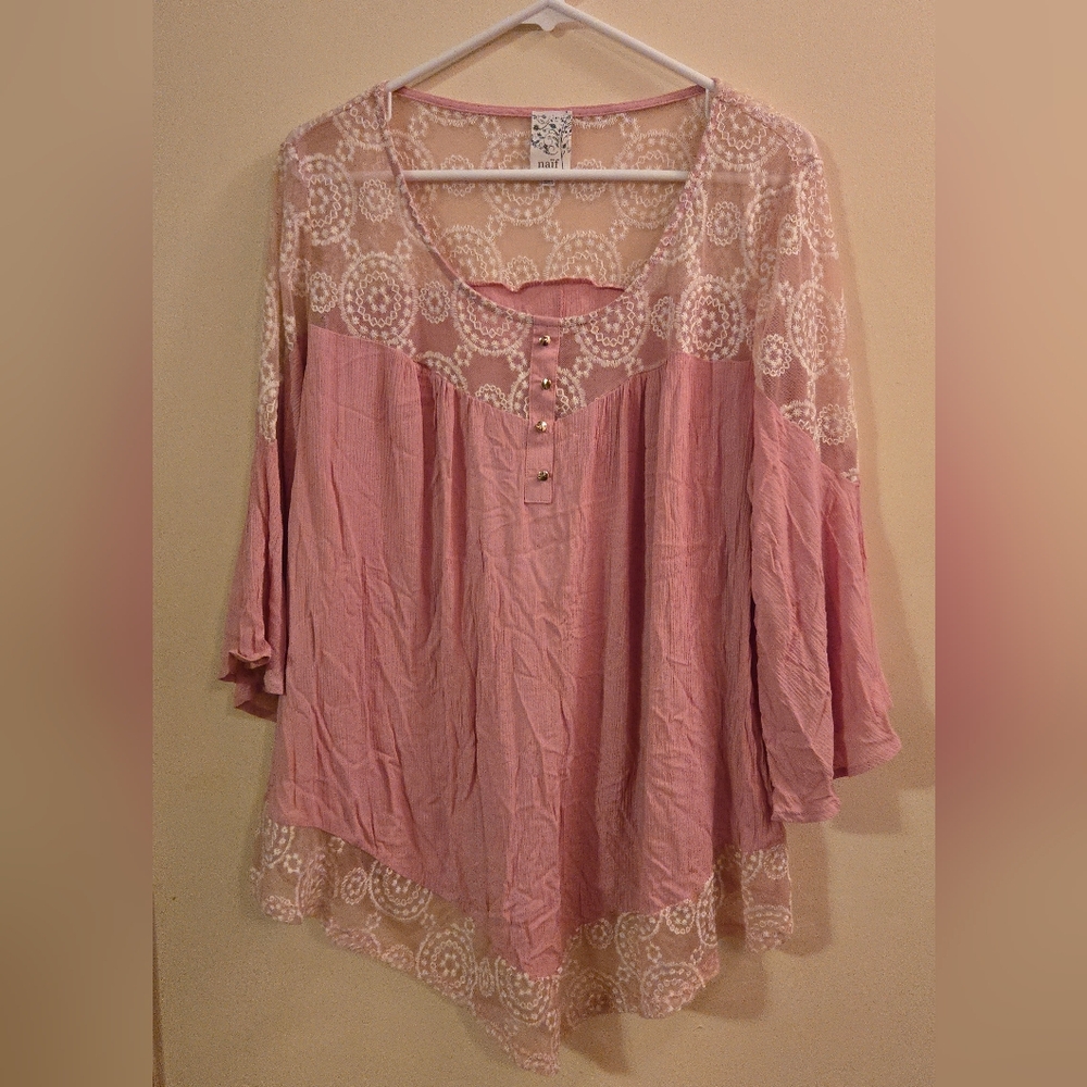 NWT NAIF Gorgeous Bohemian Pink Crepe & Lace Top - Size 1X
